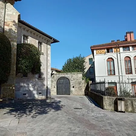 Babilonia, En Tranquilo Y Centrico A 150m De La Playa Del Sablon