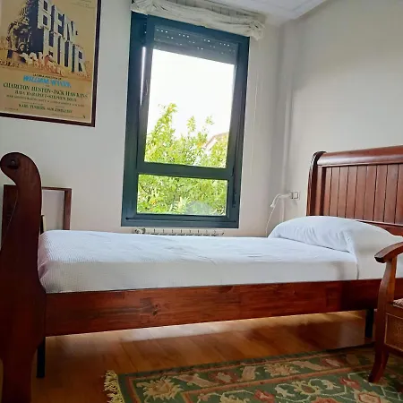 Babilonia, En Tranquilo Y Centrico A 150m De La Playa Del Sablon